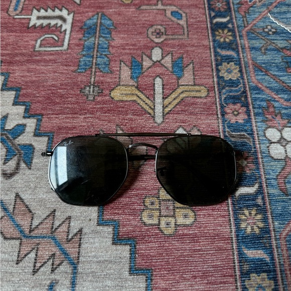 Raybans - Picture 2 of 3